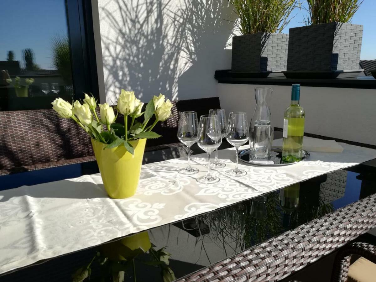 Penthouse Griemann 2 mit eigener großer Dachterrasse zum Relaxen! Illmitz Exterior foto